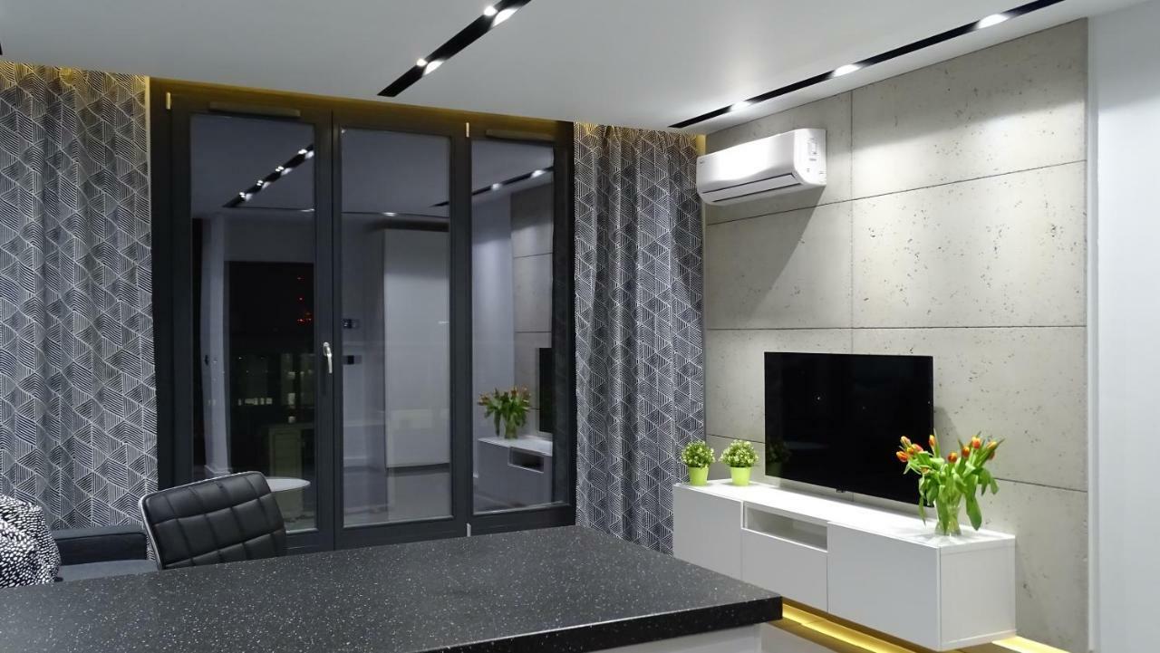 Apartament Black Line